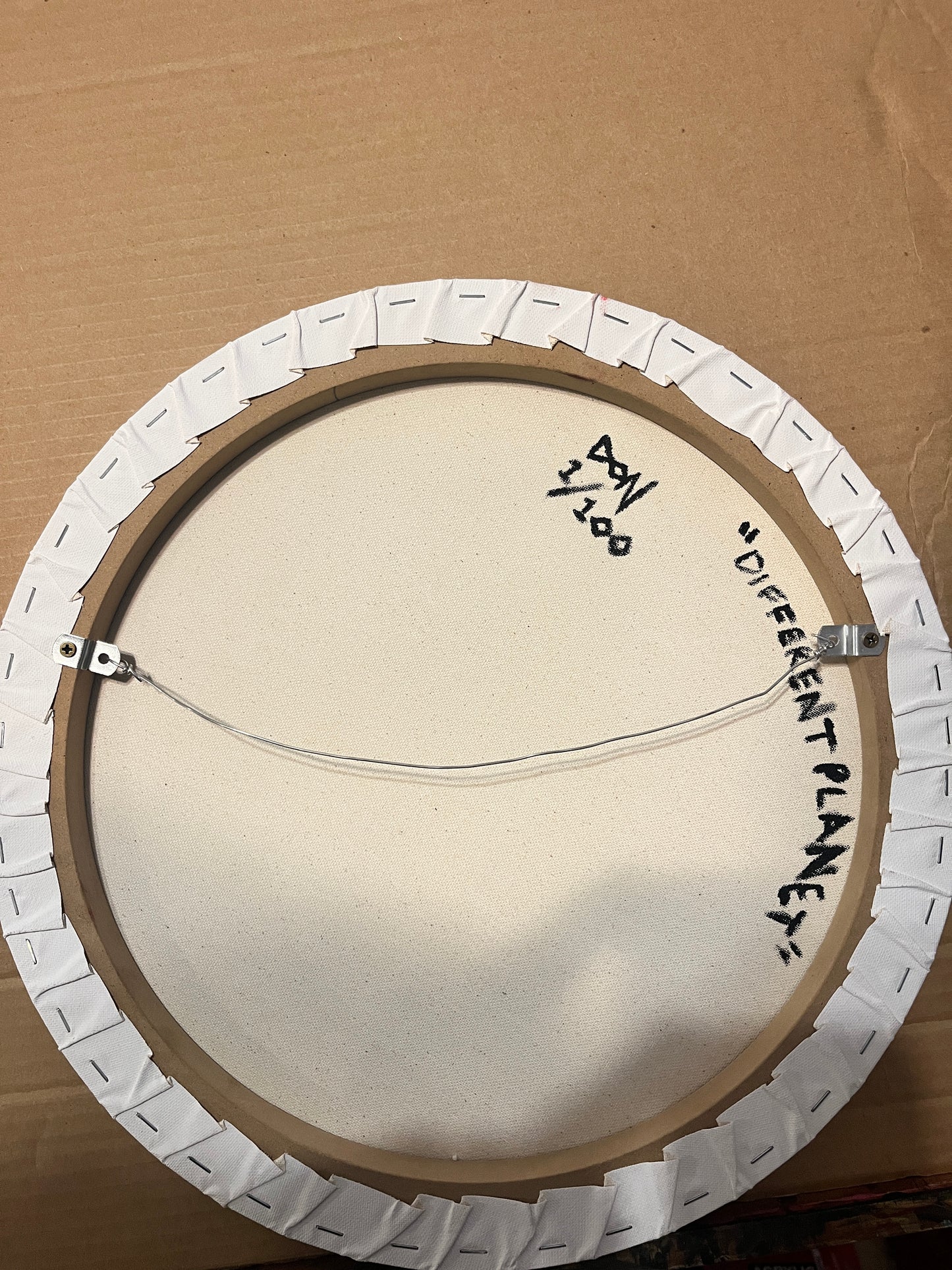 DIFFERENT PLANET 🌎 (DON LOGO)